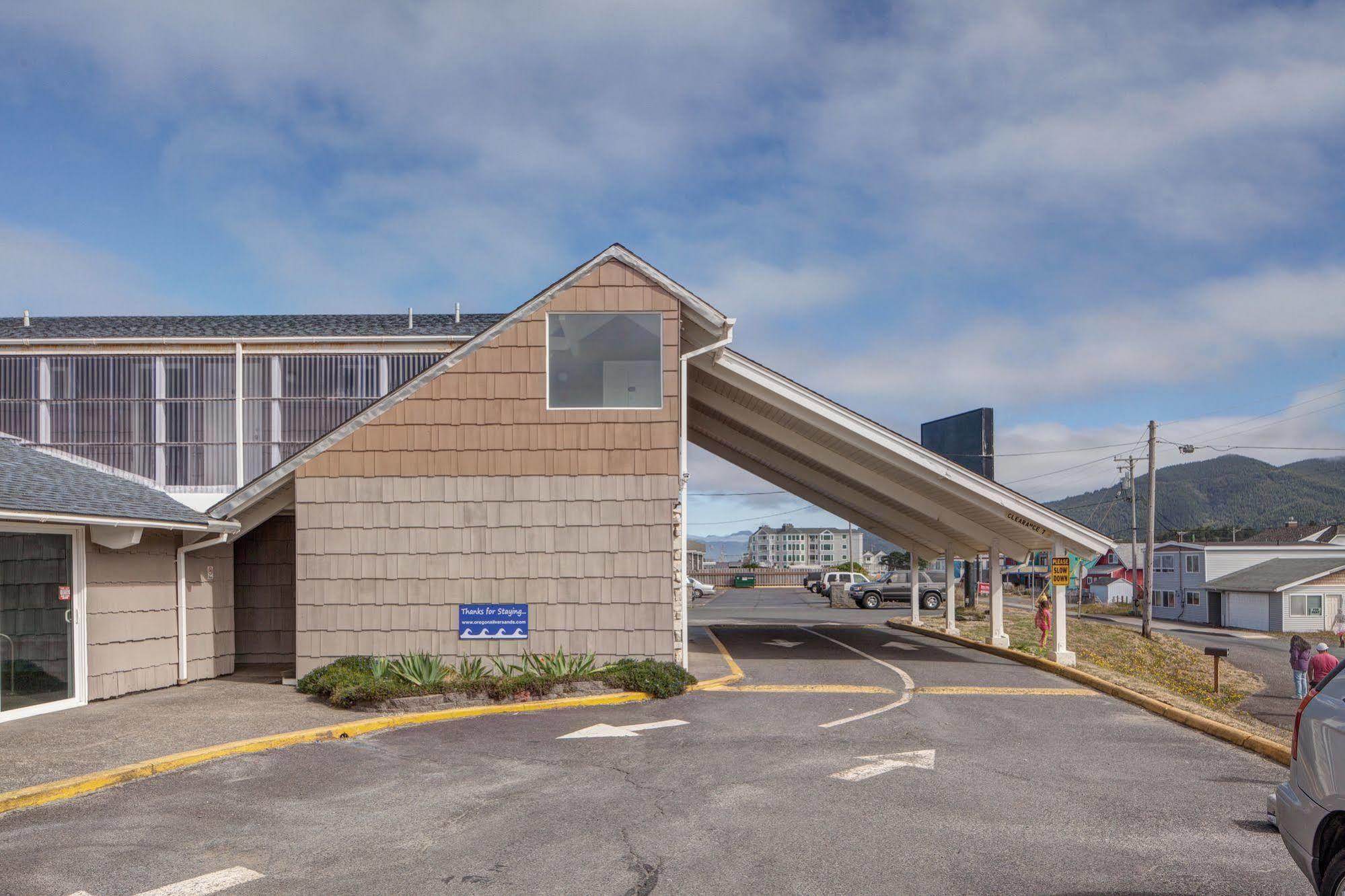 Silver Sands Rockaway Beach Esterno foto